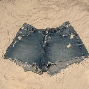 Zara distressed short denim shorts